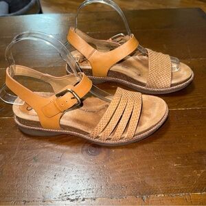 Sofft Tan Sandals with Ankle Strap and Flat Sole size 7.5